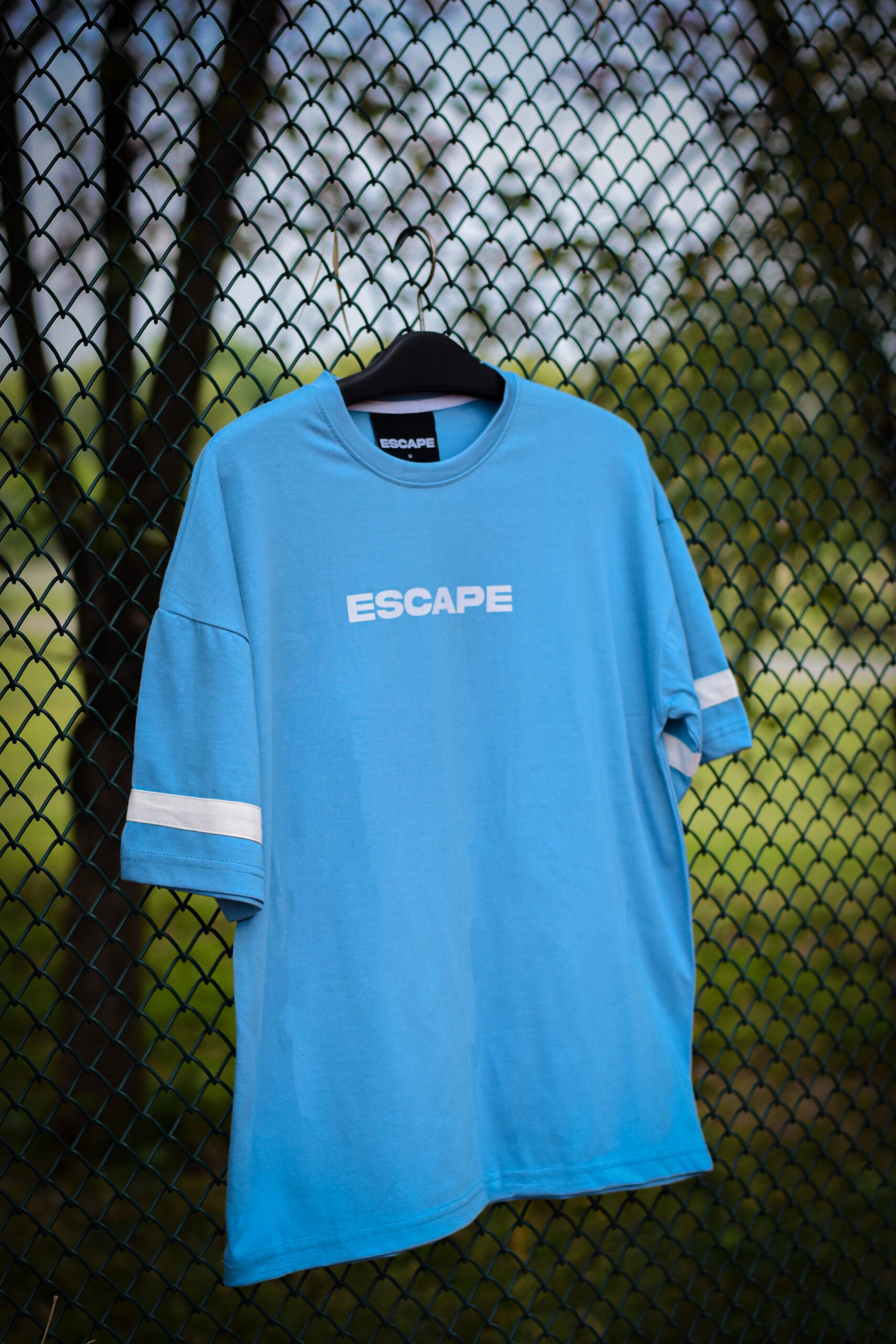 ESCAPE  VERSITY OVERSIZED TEE SHIRT