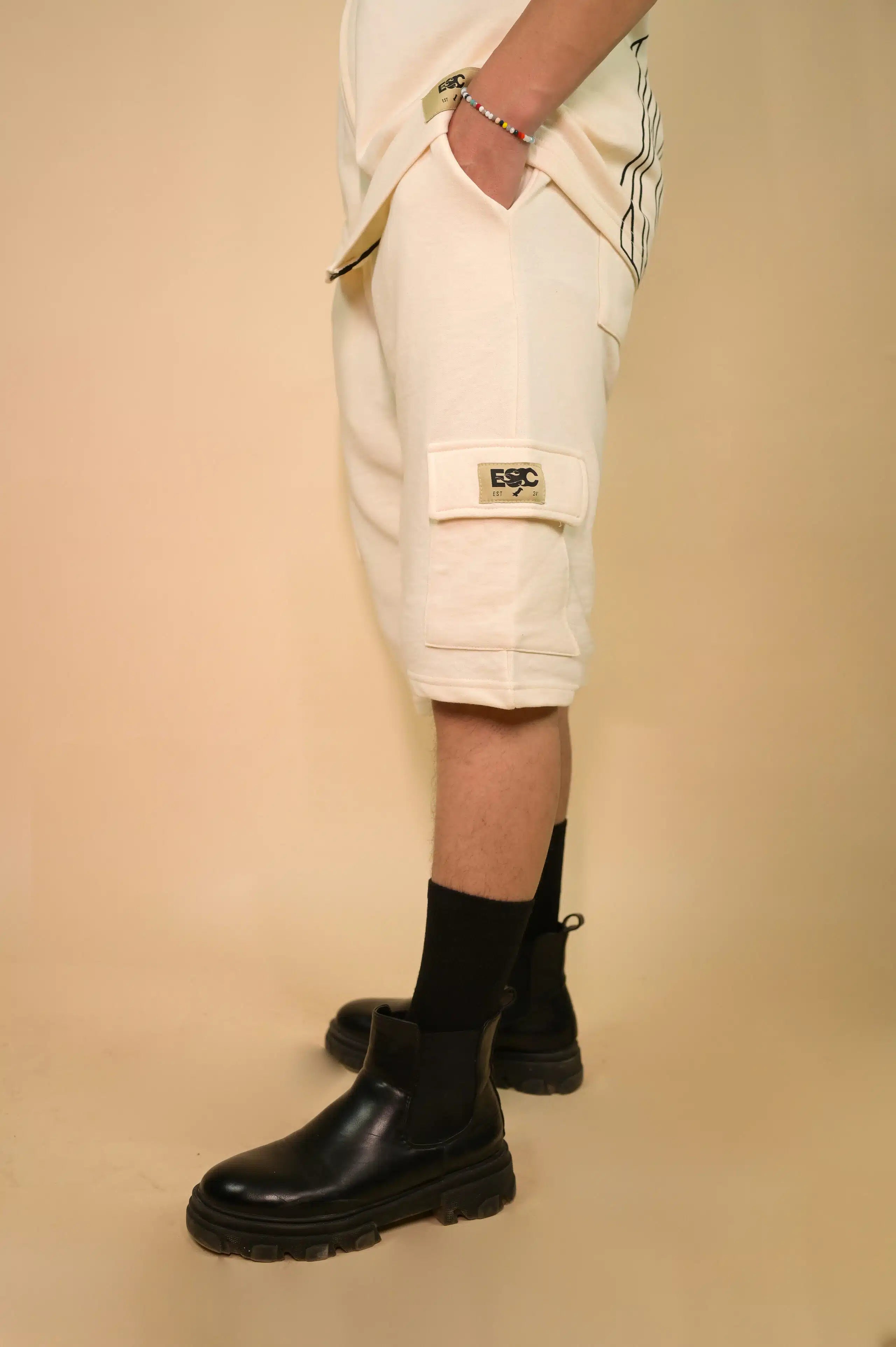 CARGO SHORTS - BEIGE