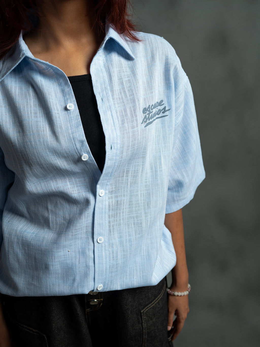 STUDIO BUTTON DOWN