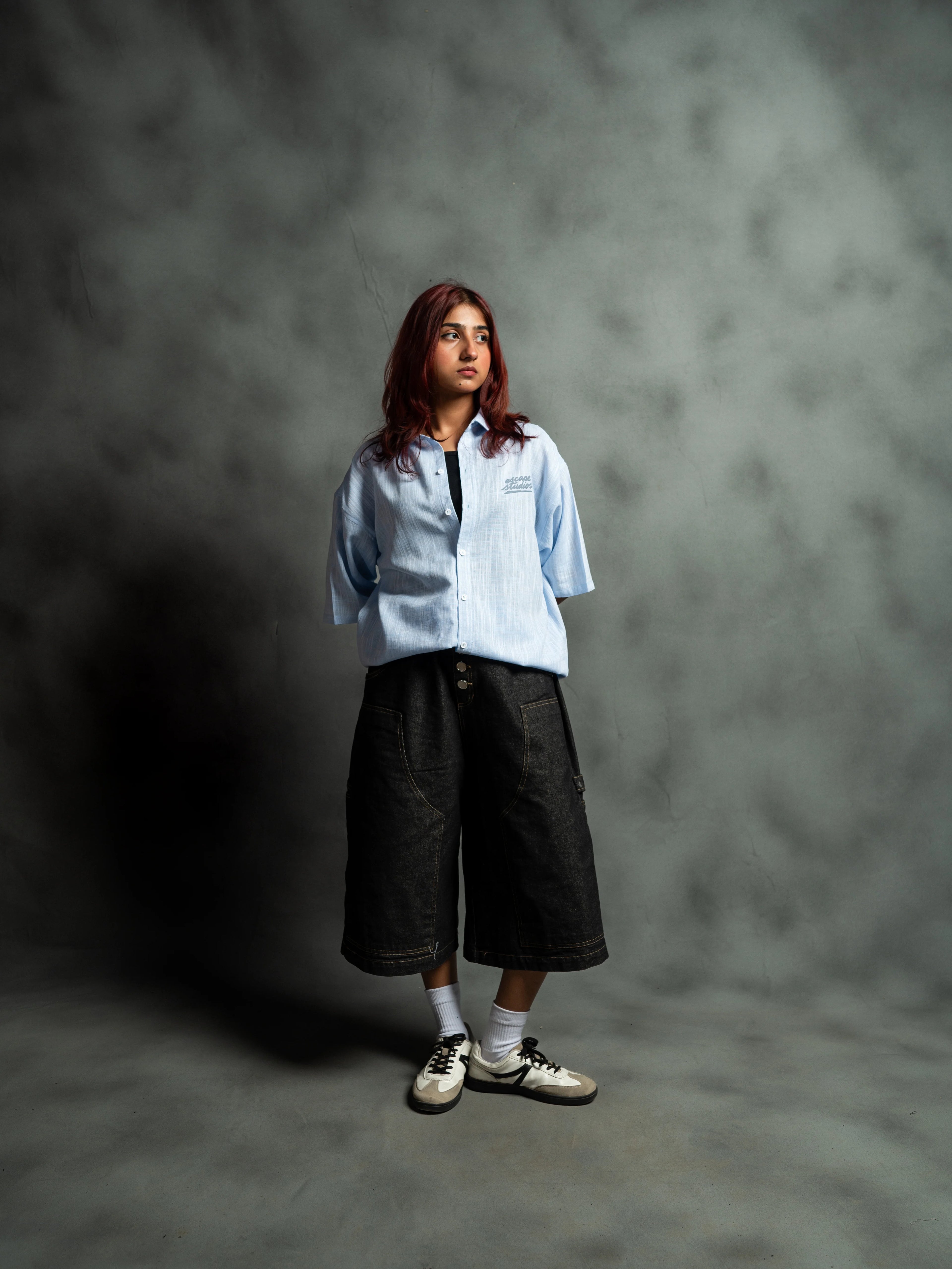 STUDIO BUTTON DOWN