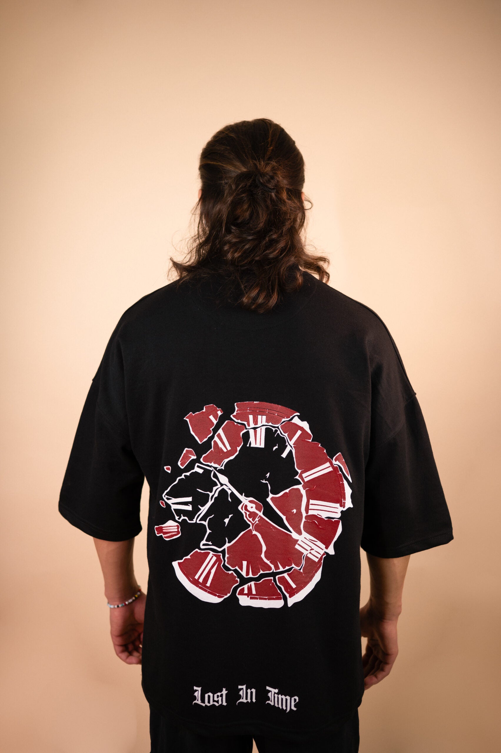 LOST IN TIME OVERSIZED TEE SHIRT