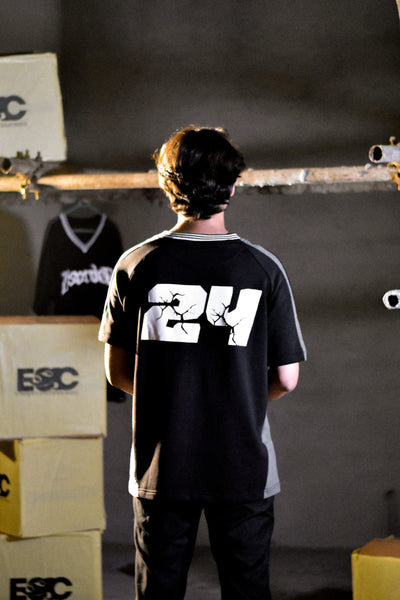 DISORDER-OVERSIZED TEE SHIRT