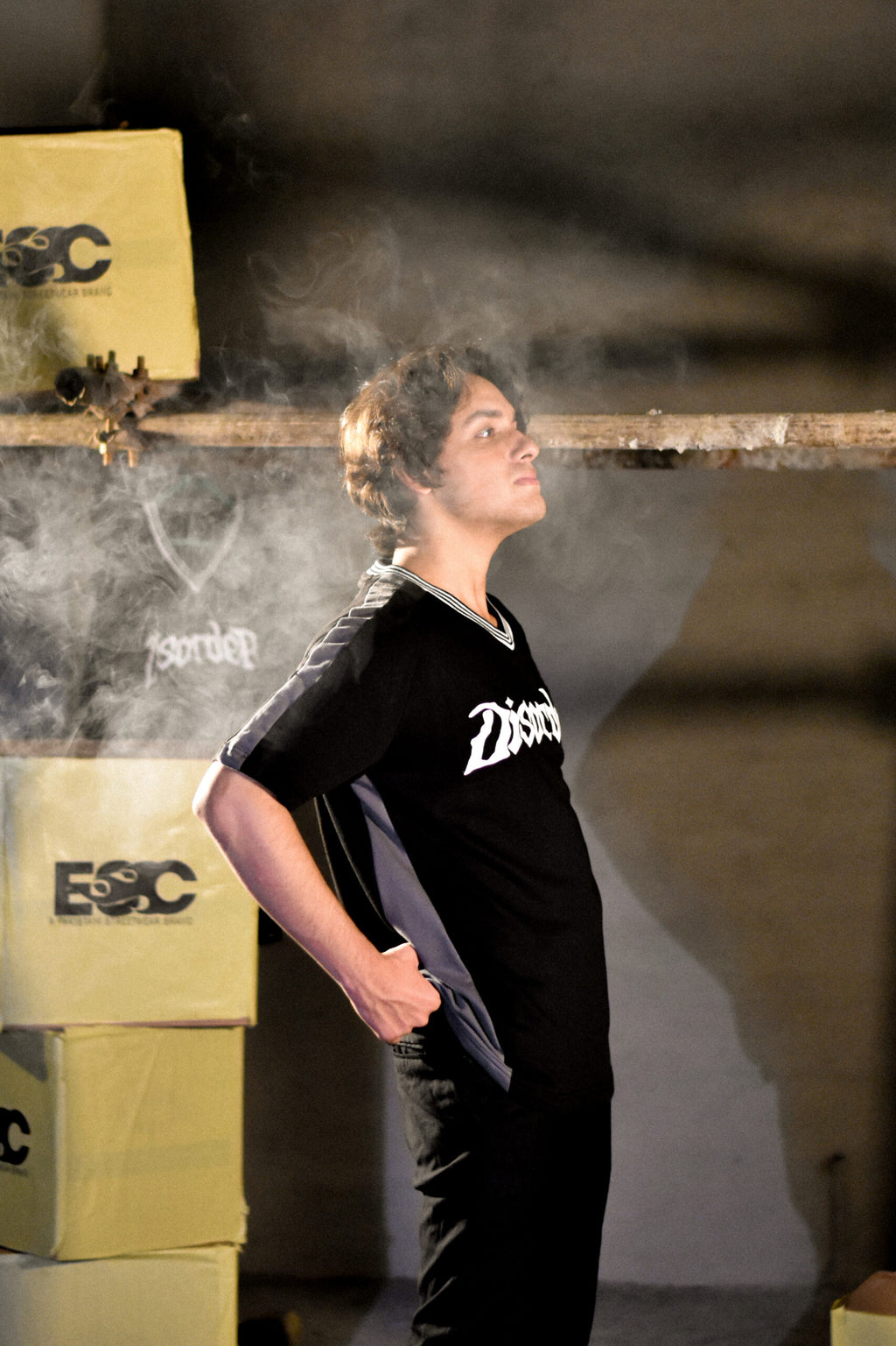 DISORDER-OVERSIZED TEE SHIRT
