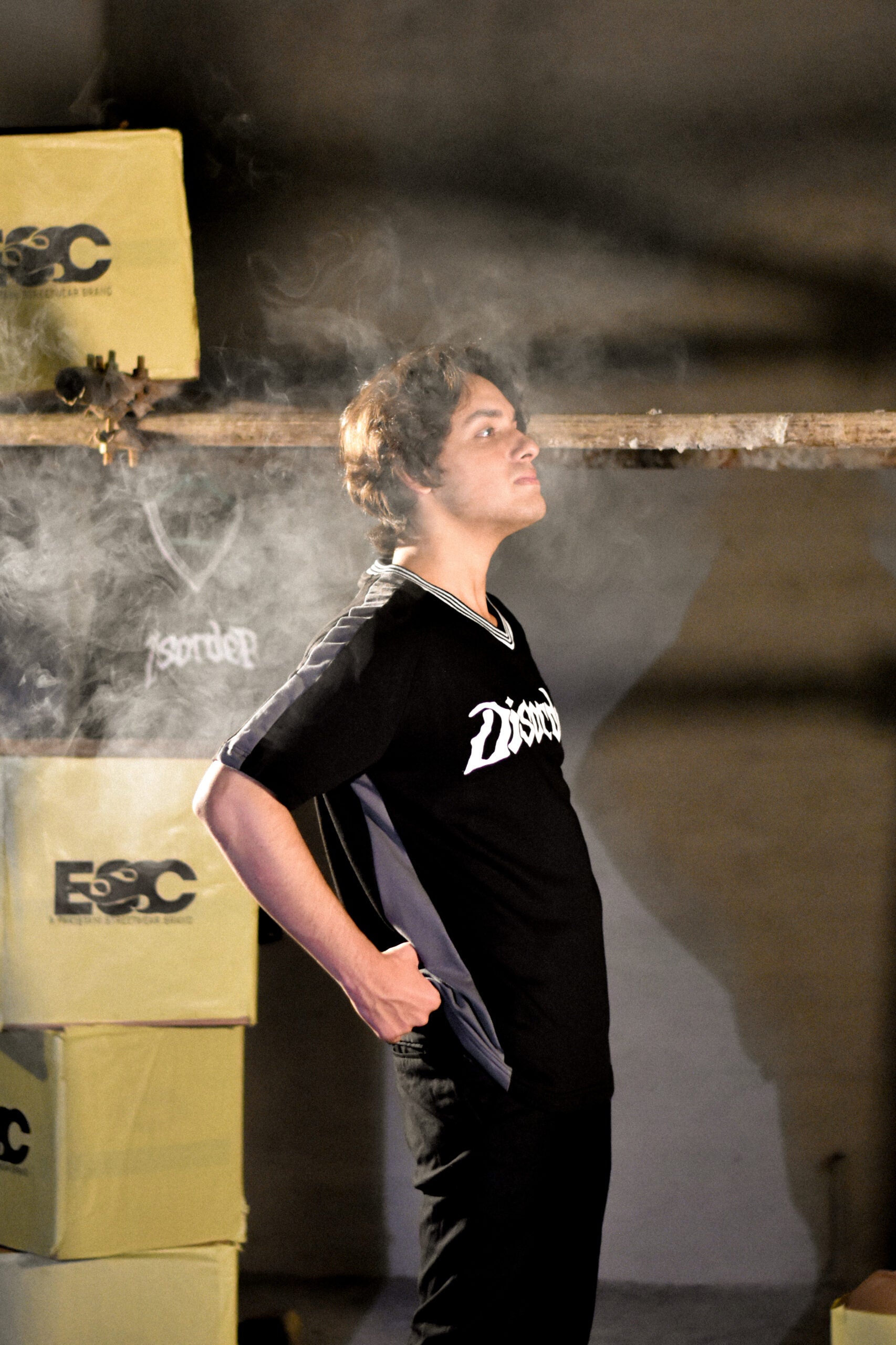 DISORDER-OVERSIZED TEE SHIRT
